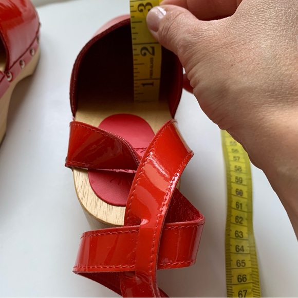 Unalira x Free People Kaia Red patent Leather Clogs ankle strap - Picture 16 of 16